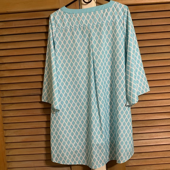 Retro Threads Blouse - Picture 3 of 5
